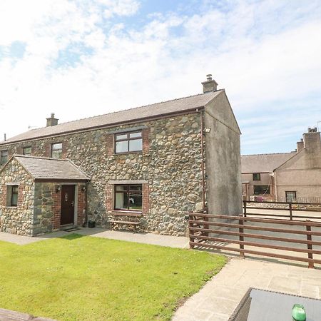 Yr Hen Stabl Villa Caernarfon Exterior photo